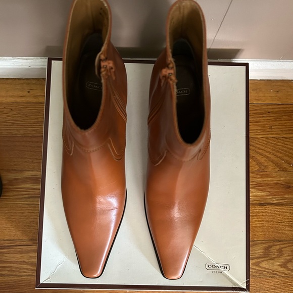 NEW - COACH - ALEXIS BABY CALF BOOTS - TAN/BROWN - SIZE: 8 - Picture 2 of 13